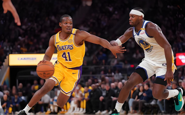 https, 字母哥还是, 挥不佳的球 https, 字母哥还是, 挥不佳的球