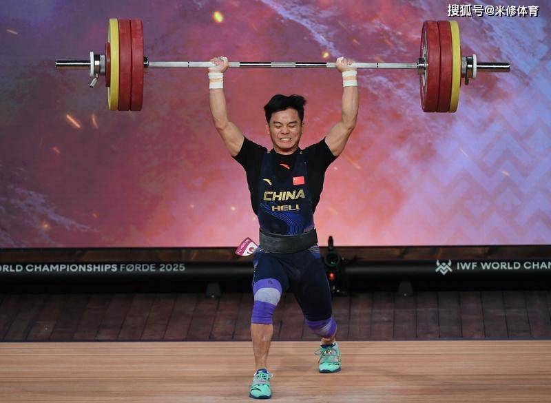 女子, 锦标赛在挪, 即男子